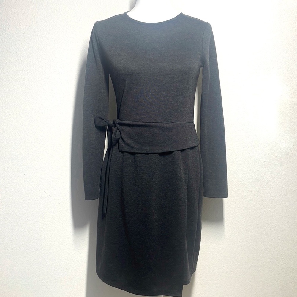 Ann Taylor charcoal long sleeve dress